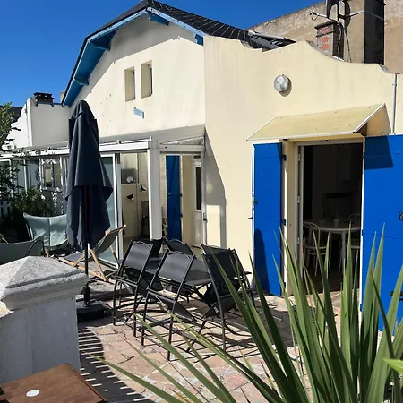 Maison De Caractere Au Coeur De Gilles Croix De Vie Feriehus