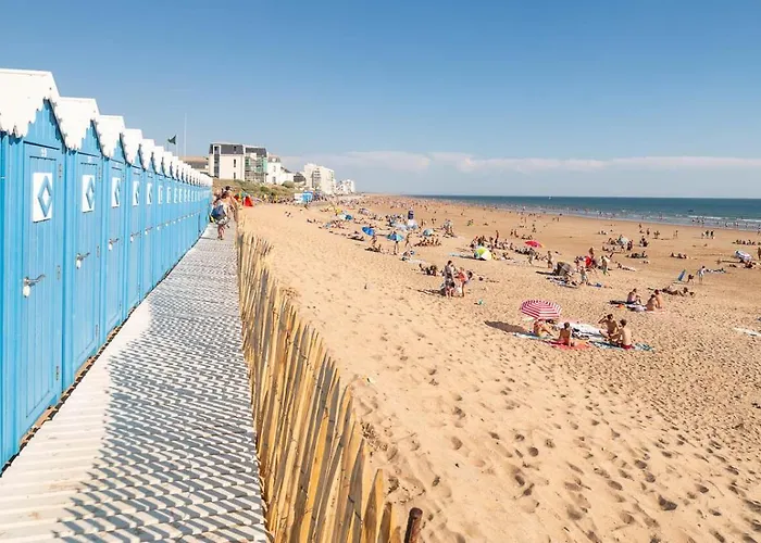 Holiday home Maison De Caractere Au Coeur De Gilles Croix De Vie *